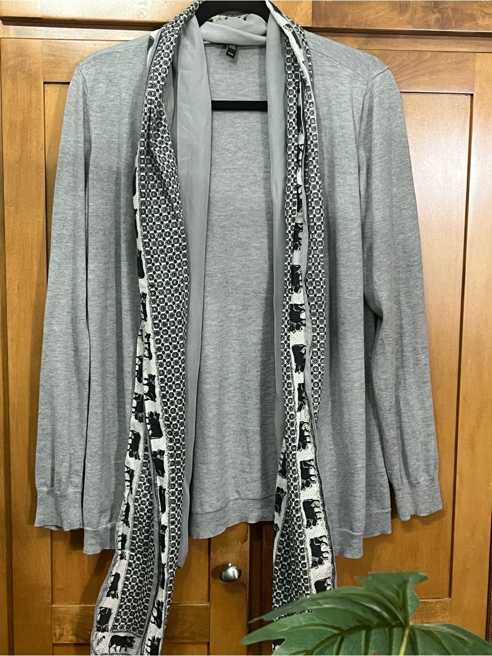 Eileen Fisher Gray Cardigan Sweater With Patterned Scarf, Size Medium